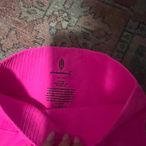 NWOT Free People Movement Good Karma Leggings in Hot Pink xs/s - Picture 11 of 15